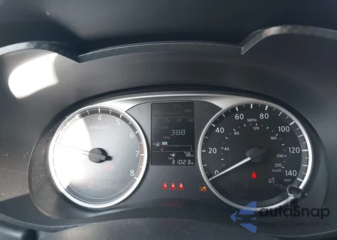 2024 Nissan Versa 1.6 S z USA, uszkodzony, nr VIN 3N1CN8BV7RL866223